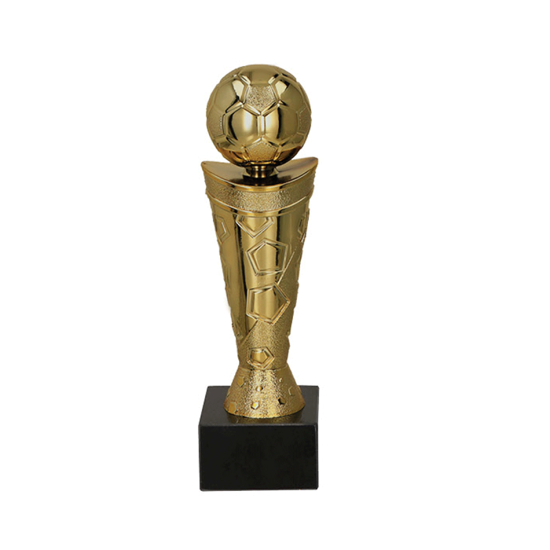 Statuetka piłka złoto, srebro, brąz